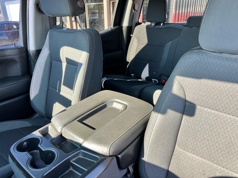 Chevrolet Silverado 1500 Crew Cab Crew Cab 143.5" WB 4WD Z71 2021