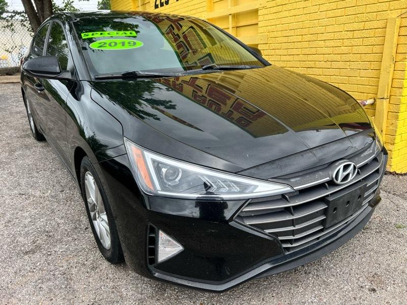Hyundai Elantra Limited 2019