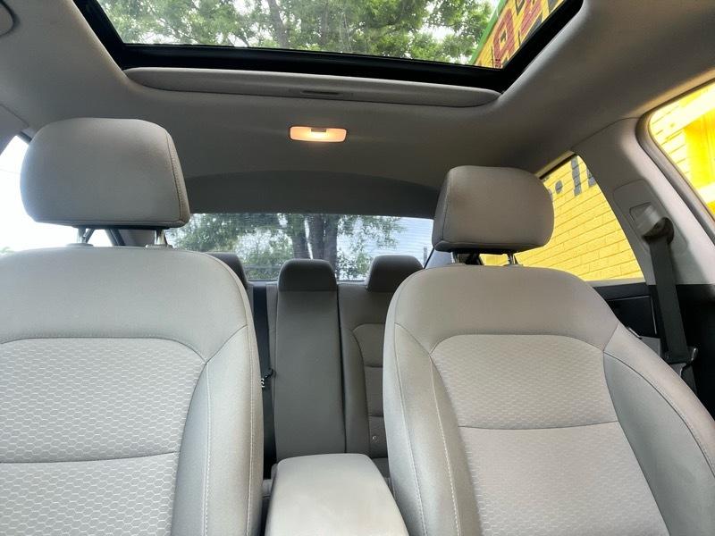 Hyundai Elantra Limited 2019