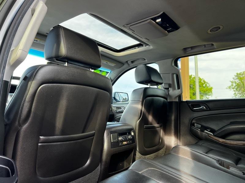 Chevrolet Suburban 1500 4WD LT 2015