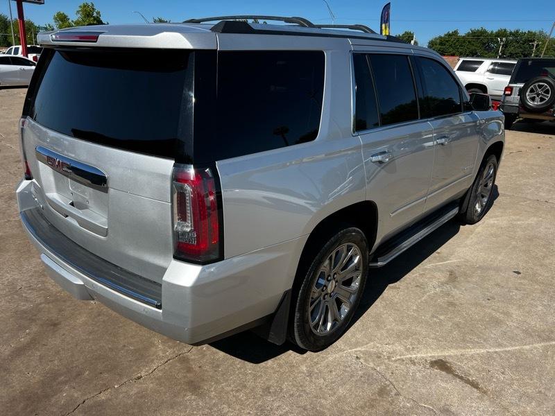 GMC Yukon Denali 4WD 2015
