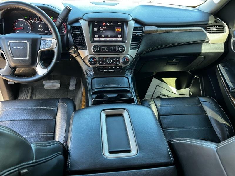 GMC Yukon Denali 4WD 2015