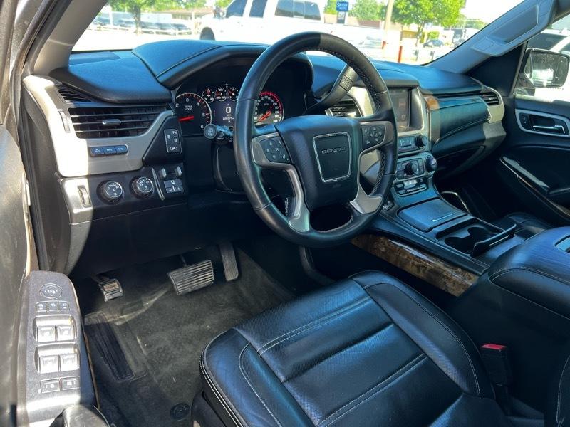 GMC Yukon Denali 4WD 2015