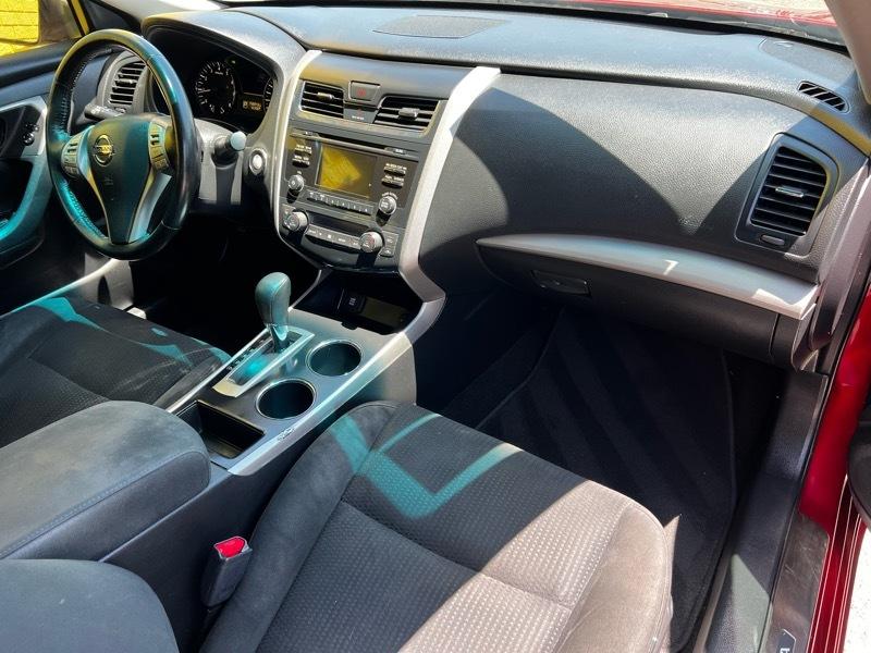 Nissan Altima 2.5 SV 2015