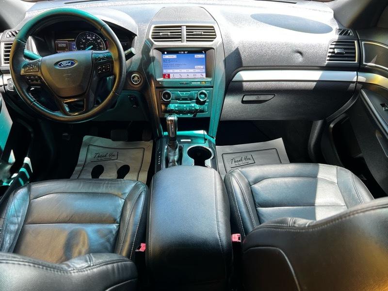 Ford Explorer 2WD 4dr V6 XLT 2017