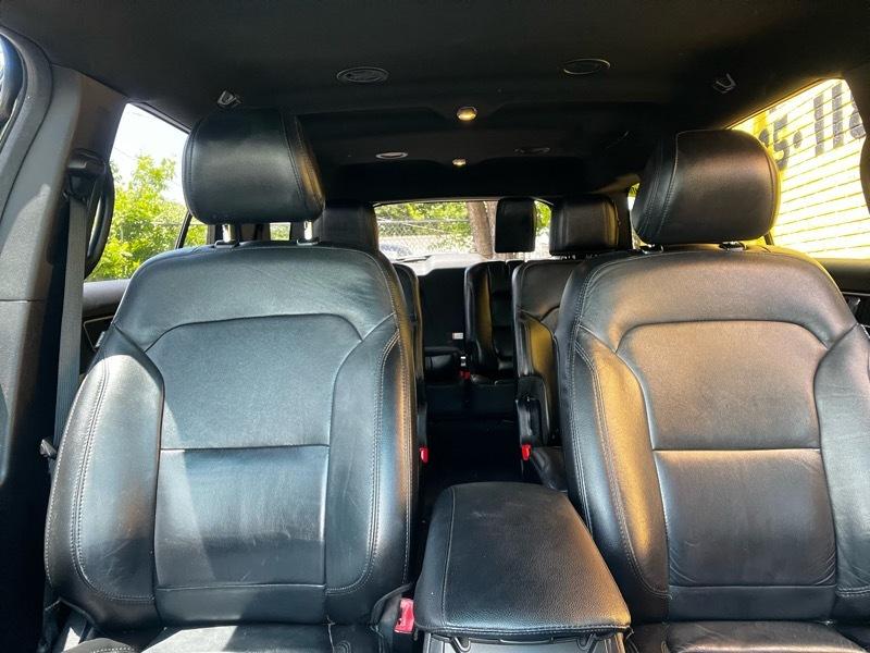 Ford Explorer 2WD 4dr V6 XLT 2017