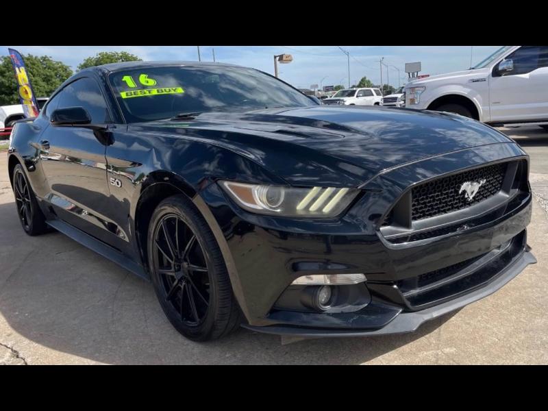 2016 Ford Mustang GT Coupe's photo