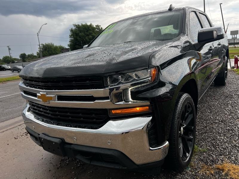 Chevrolet Silverado 1500 Crew Cab Crew Cab 143.5" WB 4WD LS 2021