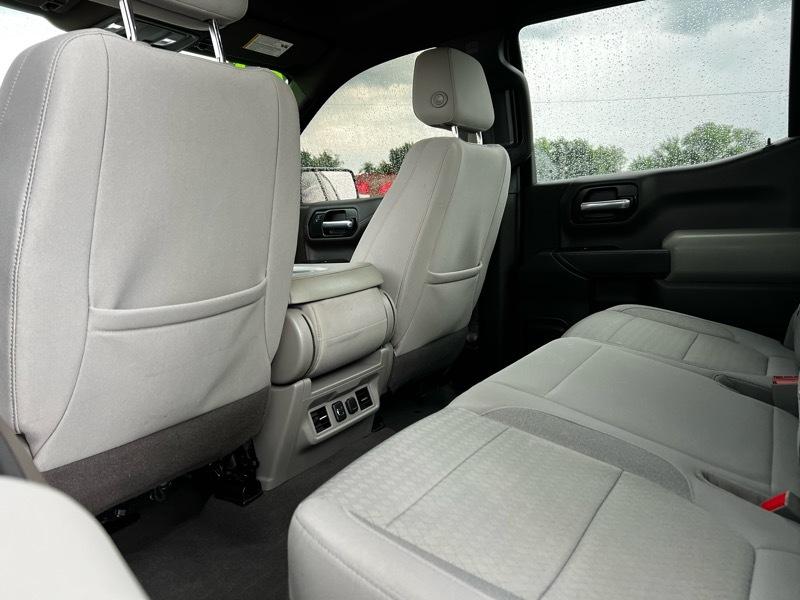 Chevrolet Silverado 1500 Crew Cab Crew Cab 143.5" WB 4WD LS 2021
