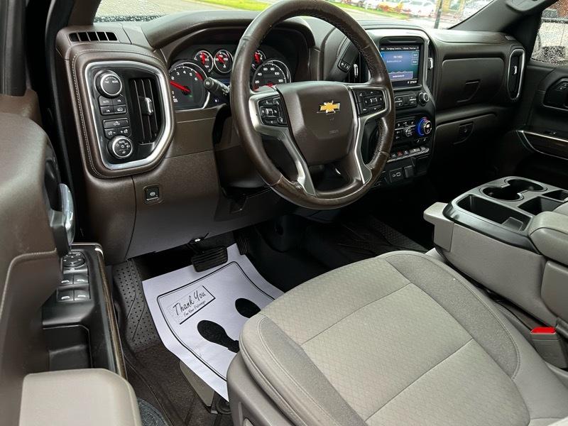 Chevrolet Silverado 1500 Crew Cab Crew Cab 143.5" WB 4WD LS 2021