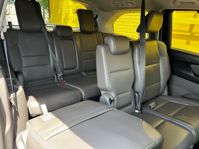 Honda Odyssey Touring 2012