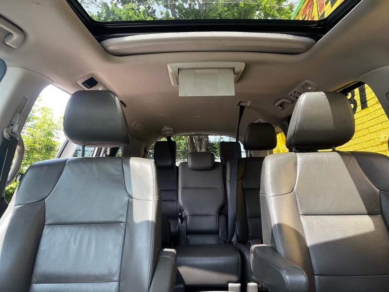 Honda Odyssey Touring 2012