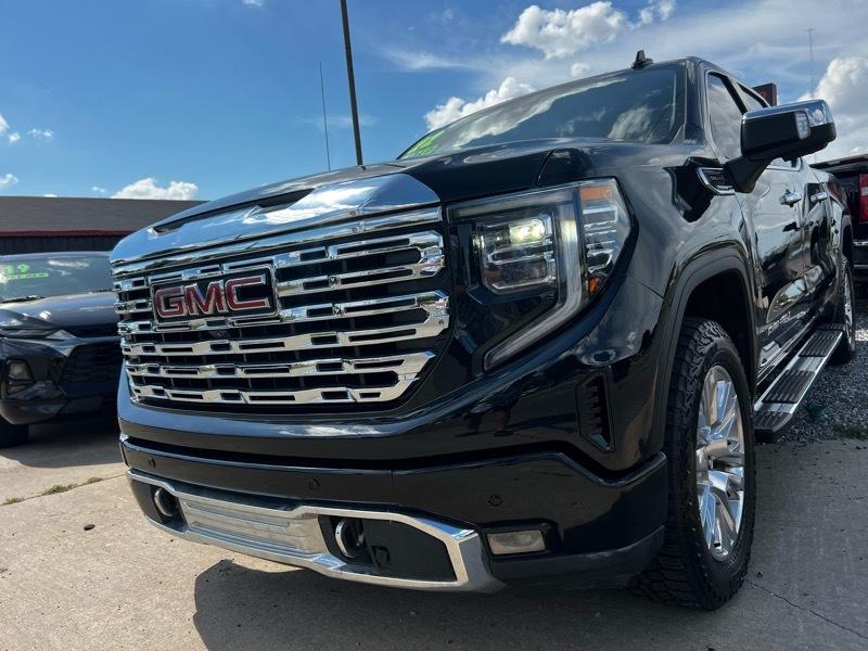 GMC Sierra 1500 Crew Cab Crew Cab 143.5" WB 4WD SLT 2022