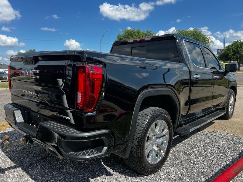 GMC Sierra 1500 Crew Cab Crew Cab 143.5" WB 4WD SLT 2022
