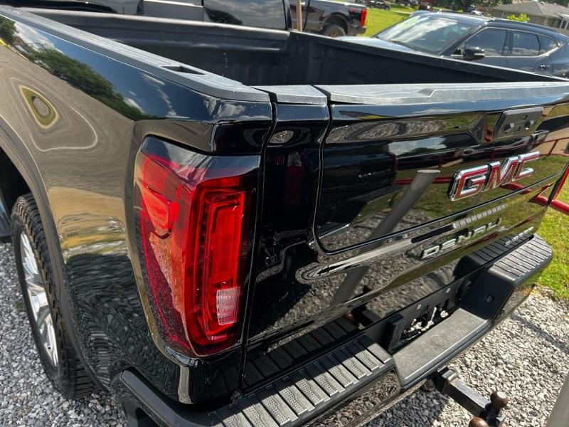 GMC Sierra 1500 Crew Cab Crew Cab 143.5" WB 4WD SLT 2022