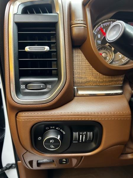 RAM 1500 4WD Crew Cab 149" Longhorn 2019