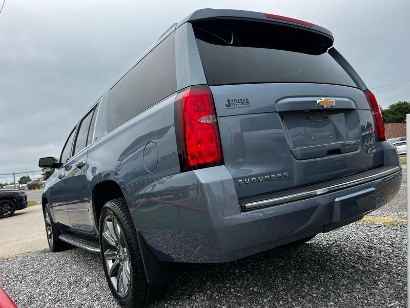Chevrolet Suburban 1500 LTZ 4D SUV 4WD 2015
