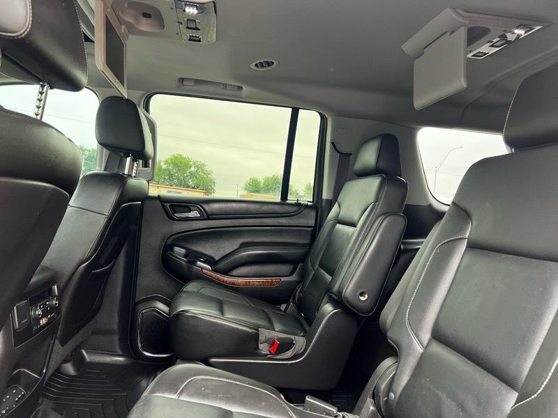Chevrolet Suburban 1500 LTZ 4D SUV 4WD 2015