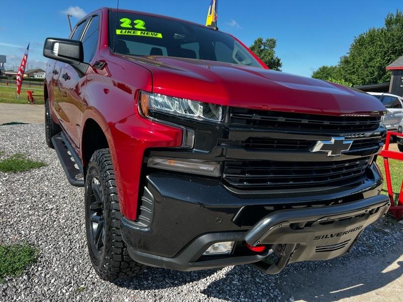 Chevrolet Silverado 1500 Crew Cab Crew Cab 143.5" WB 4WD Z71 2022
