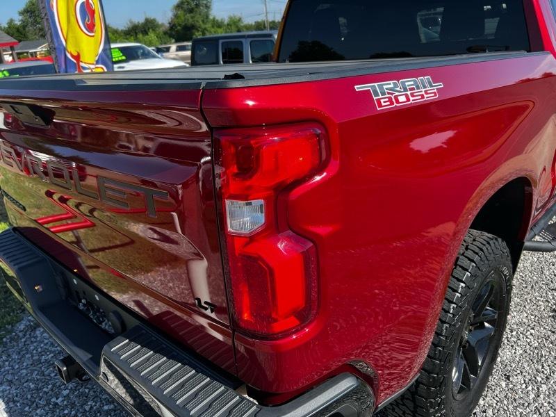 Chevrolet Silverado 1500 Crew Cab Crew Cab 143.5" WB 4WD Z71 2022