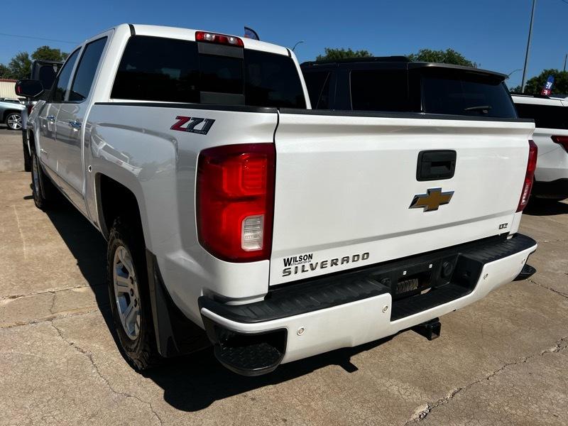 Chevrolet Silverado 1500 Crew Cab Crew Cab 143.5" WB 4WD Z71 2018