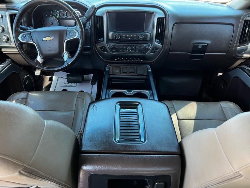 Chevrolet Silverado 1500 Crew Cab Crew Cab 143.5" WB 4WD Z71 2018