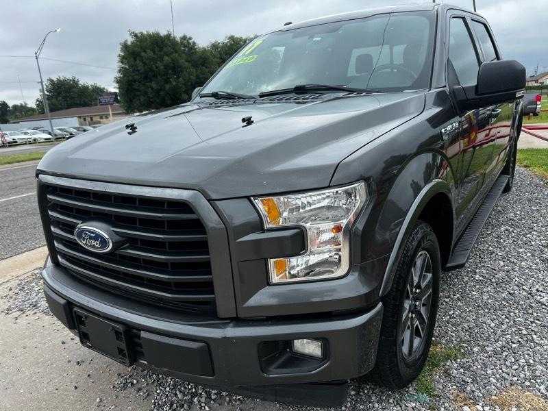 Ford F-150 SuperCrew Crew Cab 139" XLT 2017