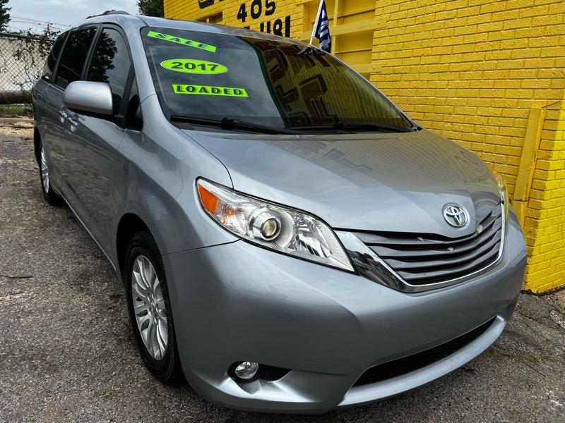 Toyota Sienna Limited Premium 7-Passenger 2017