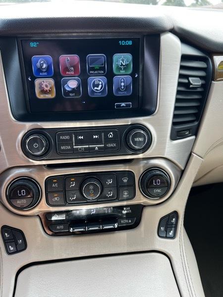 GMC Yukon Denali 4WD 2017