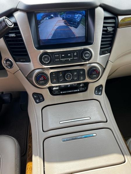 GMC Yukon Denali 4WD 2017