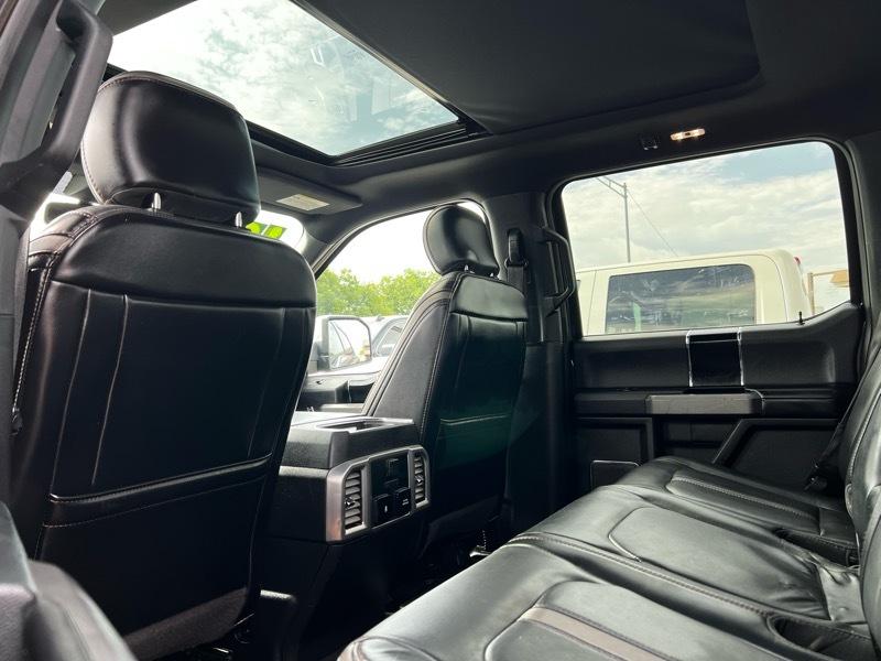 Ford F-150 2WD SuperCrew 145" Platinum 2018
