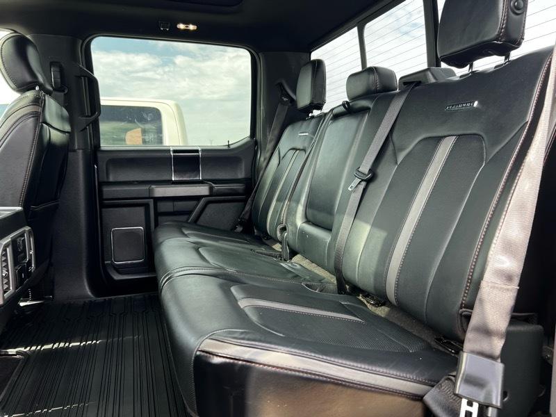Ford F-150 2WD SuperCrew 145" Platinum 2018