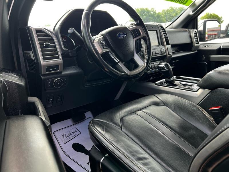 Ford F-150 2WD SuperCrew 145" Platinum 2018