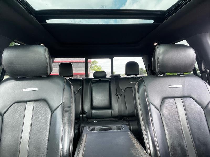 Ford F-150 2WD SuperCrew 145" Platinum 2018