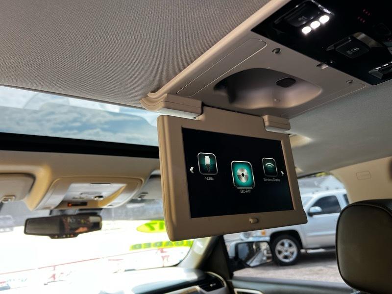 GMC Yukon Denali 2WD 2017