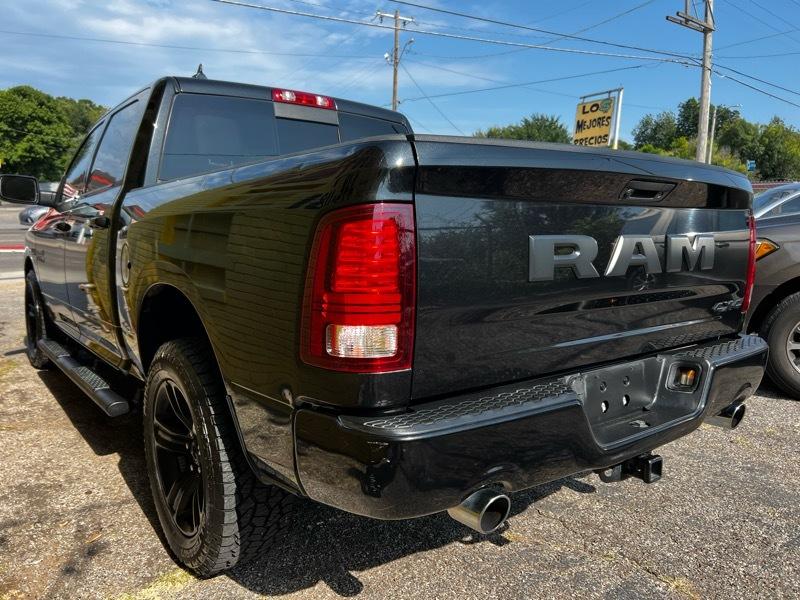RAM 1500 Sport 4x4 Crew Cab 5'7" Box 2017