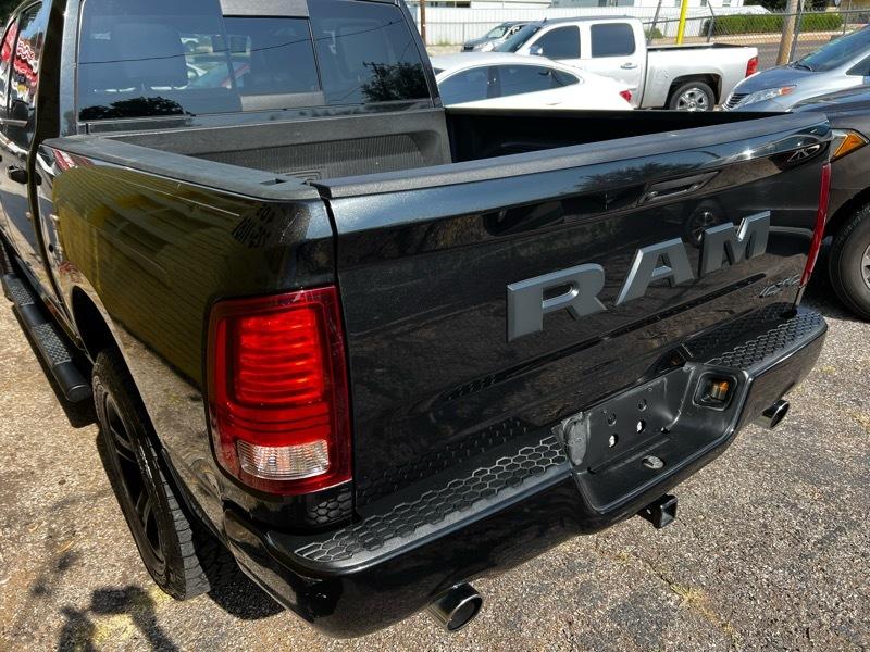 RAM 1500 Sport 4x4 Crew Cab 5'7" Box 2017