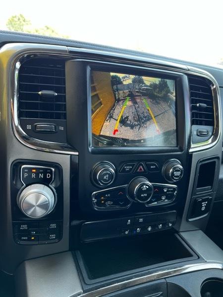 RAM 1500 Sport 4x4 Crew Cab 5'7" Box 2017