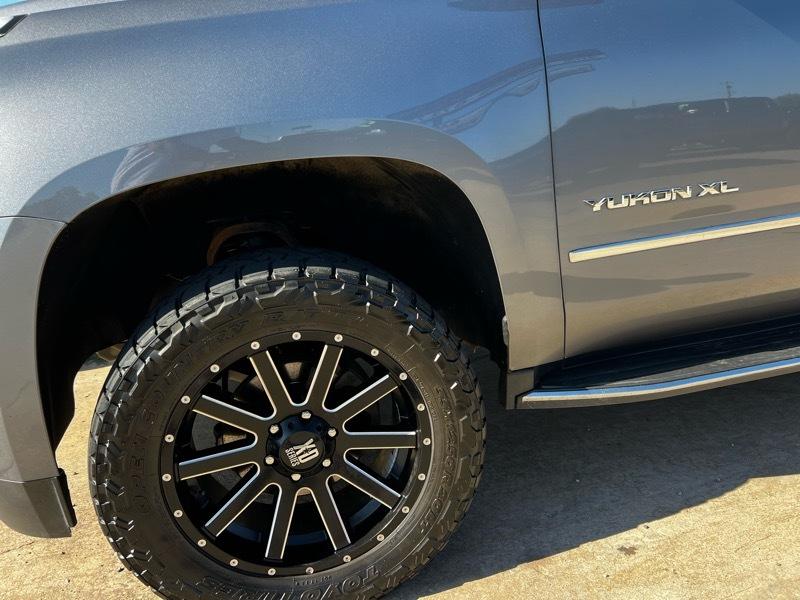 GMC Yukon XL 1500 4WD SLT 2018