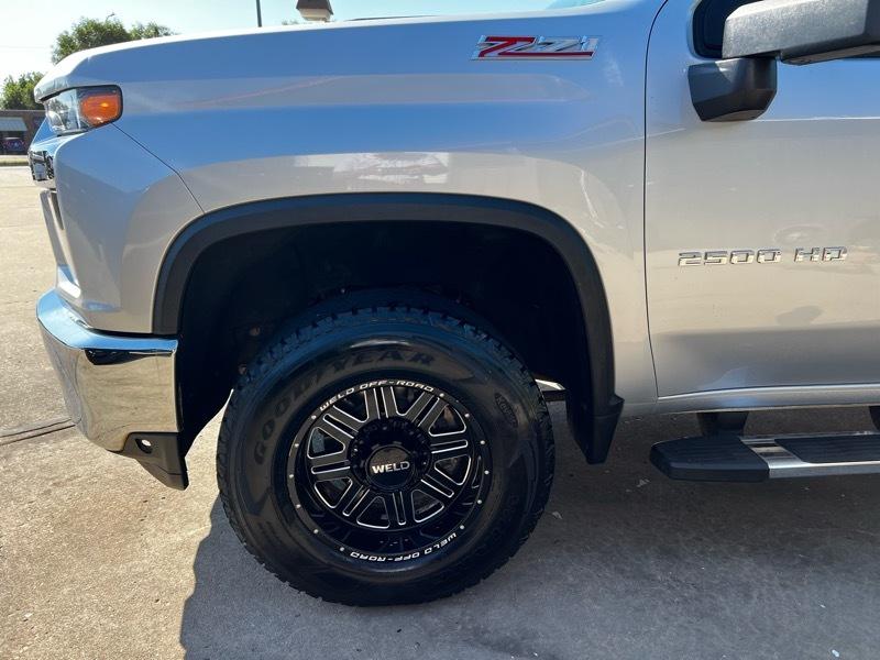 Chevrolet Silverado 2500HD 4WD Crew Cab 153.7" LT 2022