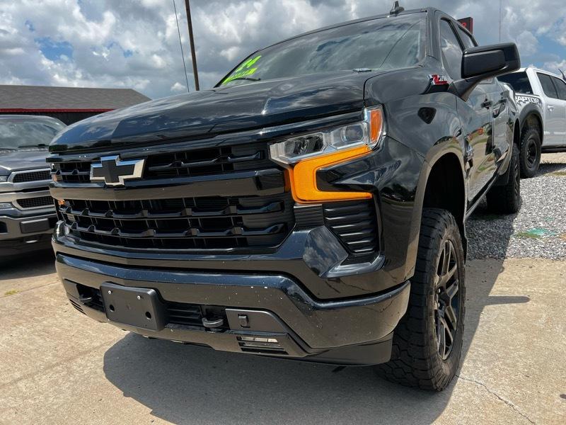 Chevrolet Silverado 1500 Crew Cab Crew Cab 143.5" WB 4WD Z71 2024