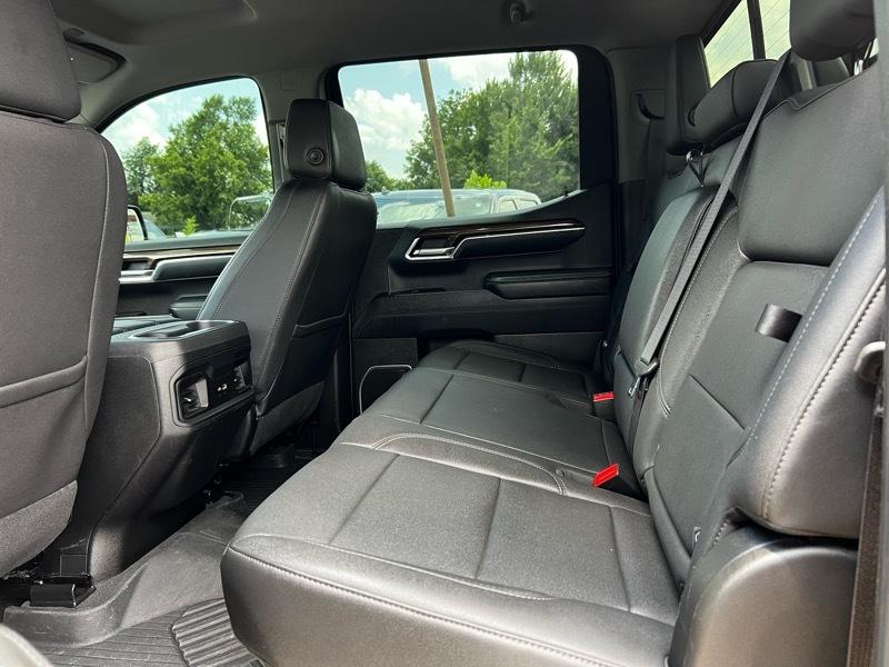 Chevrolet Silverado 1500 Crew Cab Crew Cab 143.5" WB 4WD Z71 2024