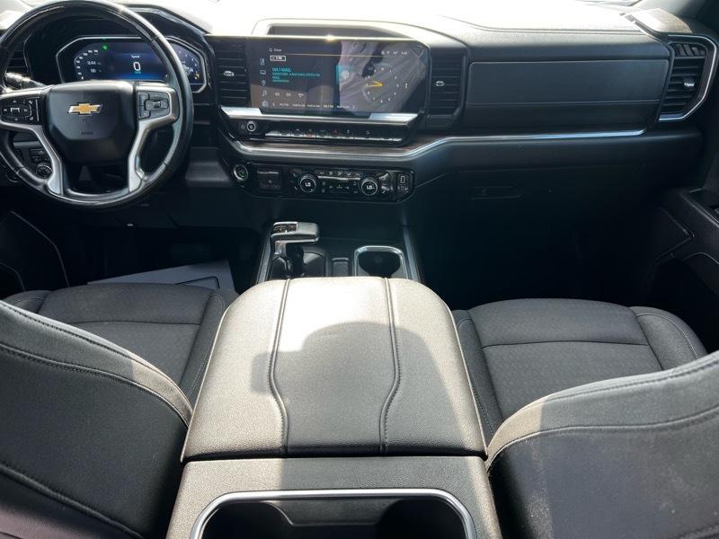 Chevrolet Silverado 1500 Crew Cab Crew Cab 143.5" WB 4WD Z71 2023