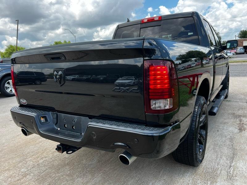 RAM 1500 Classic Crew Cab 4WD 2017