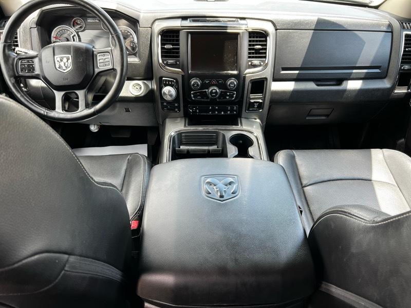 RAM 1500 Classic Crew Cab 4WD 2017