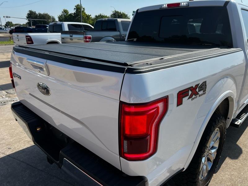 Ford F-150 SuperCrew Crew Cab 139" Lariat 2017