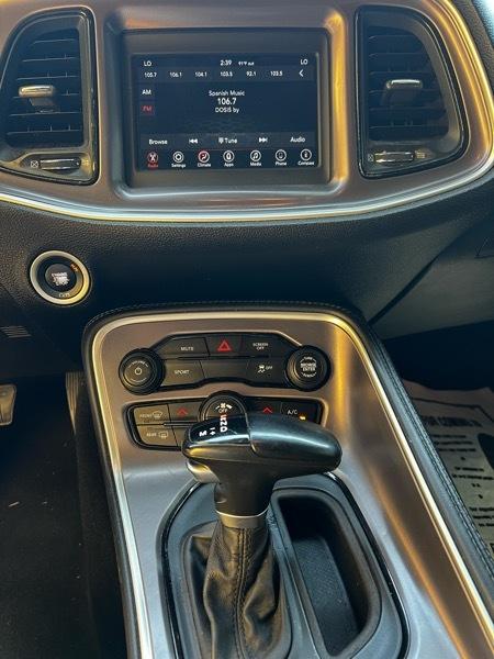 Dodge Challenger SXT 2019