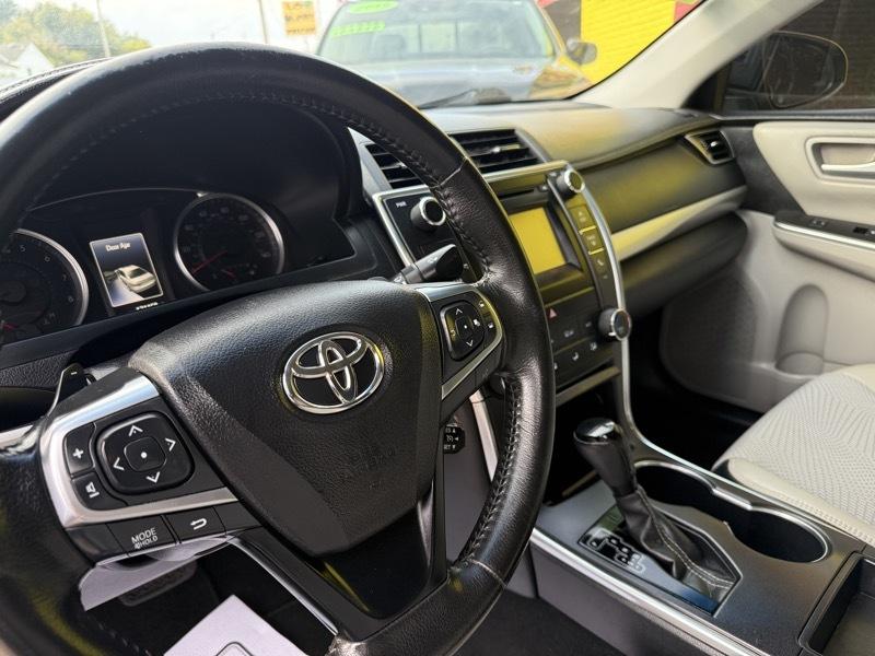 Toyota Camry XLE 2016
