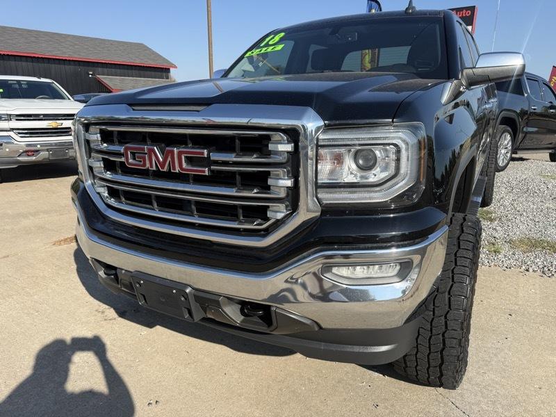 GMC Sierra 1500 4WD Crew Cab 147" SLT 2018