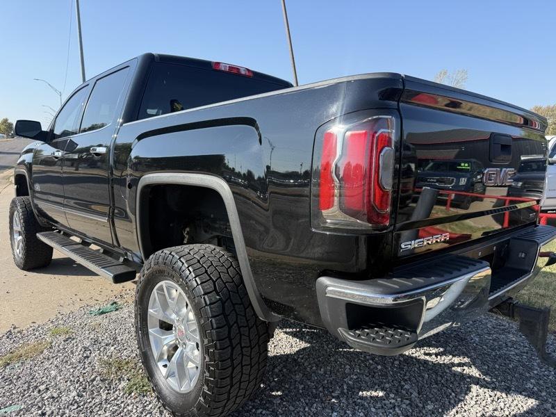 GMC Sierra 1500 4WD Crew Cab 147" SLT 2018